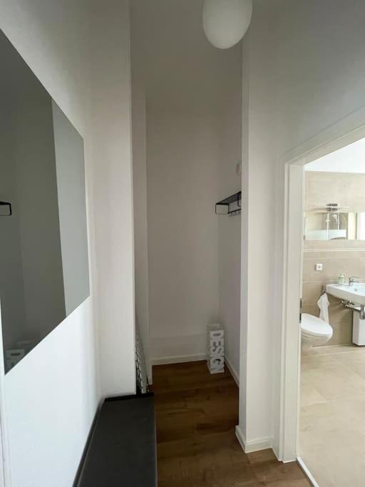 Lucky Stays Ls10 - Vollausstattung - Zentrum - Aufzug - Grosse Kueche - 2 Zimmer - Smart-Tv Magdeburg Bagian luar foto