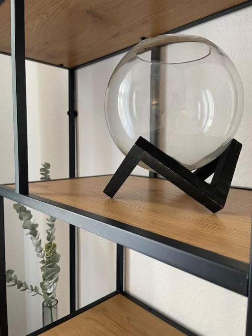 Lucky Stays Ls10 - Vollausstattung - Zentrum - Aufzug - Grosse Kueche - 2 Zimmer - Smart-Tv Magdeburg Bagian luar foto