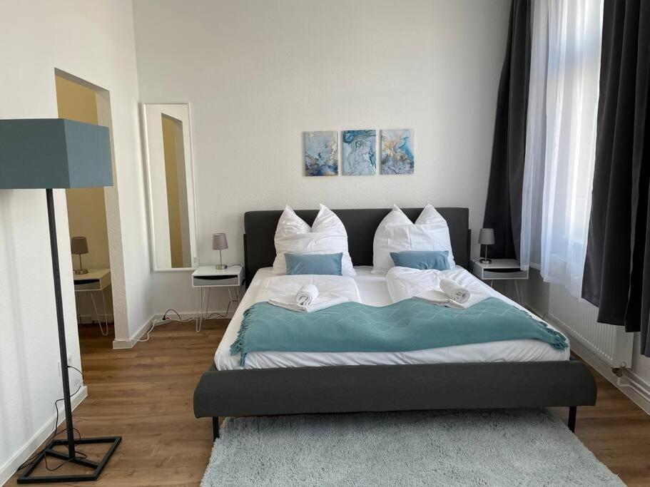 Lucky Stays Ls10 - Vollausstattung - Zentrum - Aufzug - Grosse Kueche - 2 Zimmer - Smart-Tv Magdeburg Bagian luar foto